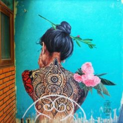 Vẽ Tranh Tường Cô Gái Xăm.a